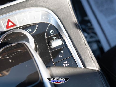Used 2019 Mercedes-Benz S 560 560 4MATIC image 34