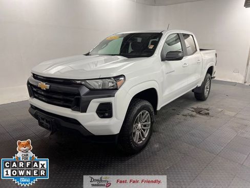 Used 2023 Chevrolet Colorado LT w/ LT Convenience Package II RWD image 1