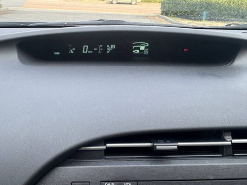 Used 2011 Toyota Prius Four w/ Solar Roof Pkg FWD image 22