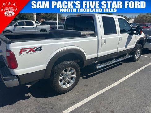 Used 2016 Ford F250 Lariat w/ Lariat Interior Package image 14