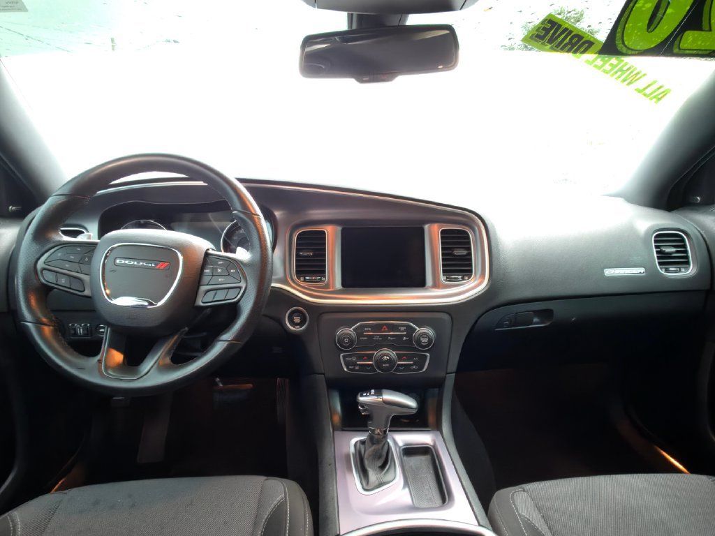 Used 2020 Dodge Charger SXT AWD/4WD image 26