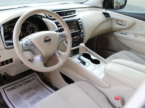 Used 2015 Nissan Murano S FWD image 16