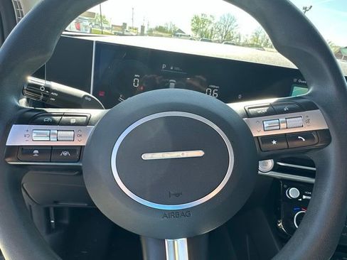 Used 2025 Hyundai Tucson SEL image 11