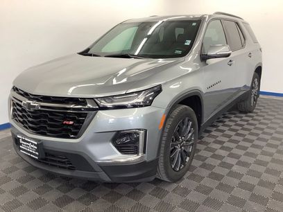 Used 2023 Chevrolet Traverse RS