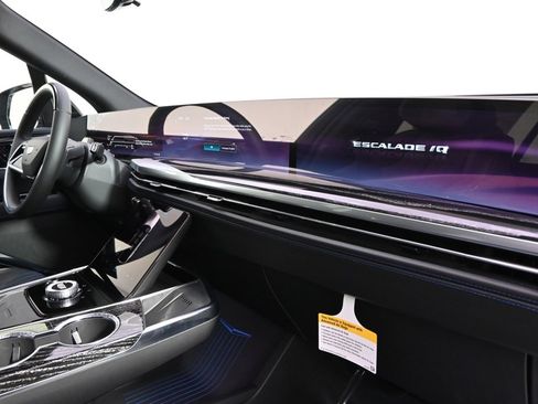 New 2026 Cadillac Escalade IQ Sport 1 w/ LPO, Floor Liner Package image 14