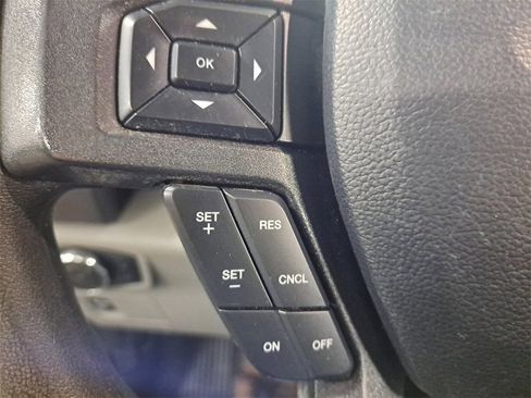 Used 2019 Ford F150 XLT w/ Trailer Tow Package image 33