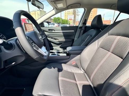 New 2025 Nissan Altima 2.5 SR image 24