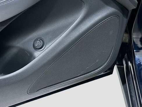 Used 2020 Buick Envision Essence FWD image 18