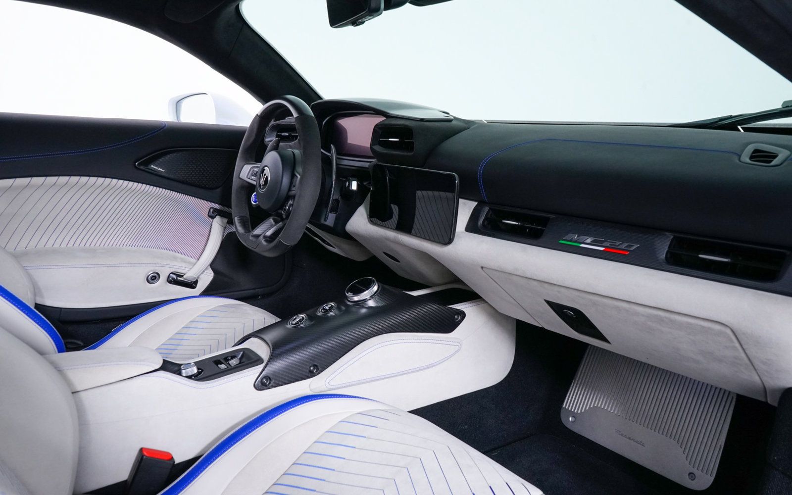 Used 2023 Maserati MC20 Coupe RWD image 27