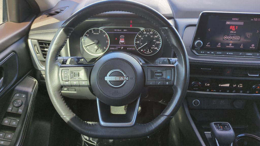 Certified 2023 Nissan Rogue SV w/ SV Premium B Package FWD image 12