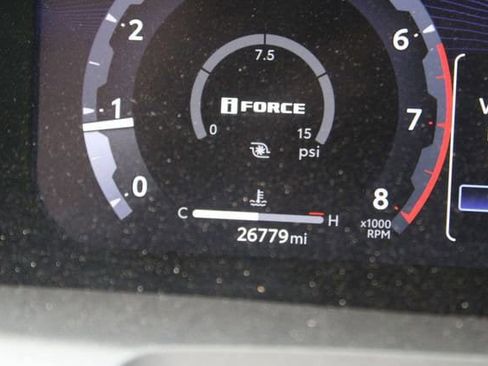 Used 2024 Toyota Tacoma TRD Off-Road image 9