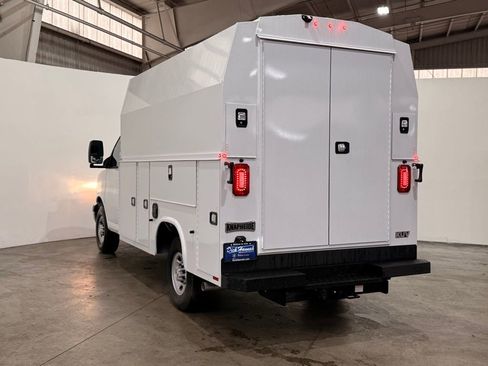 New 2025 Chevrolet Express 3500 Work Van w/ Power Convenience Package image 14
