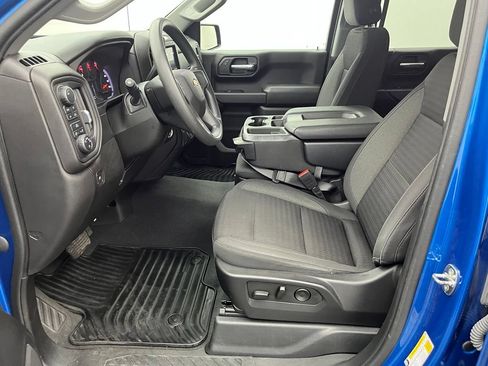 Used 2022 Chevrolet Silverado 1500 Custom AWD/4WD image 22