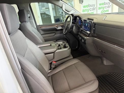 Used 2024 Chevrolet Silverado 1500 RST RWD image 30