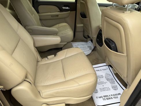 Used 2012 GMC Yukon XL Denali AWD/4WD image 15