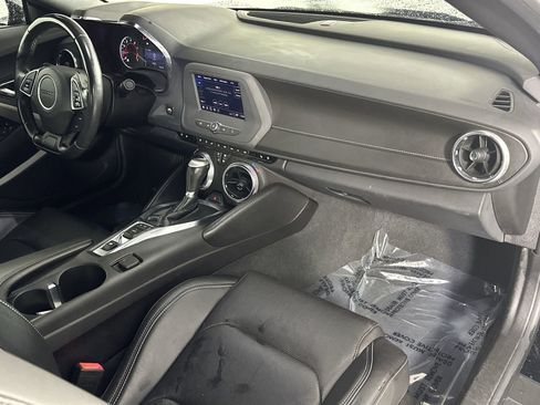 Used 2023 Chevrolet Camaro LT RWD image 30