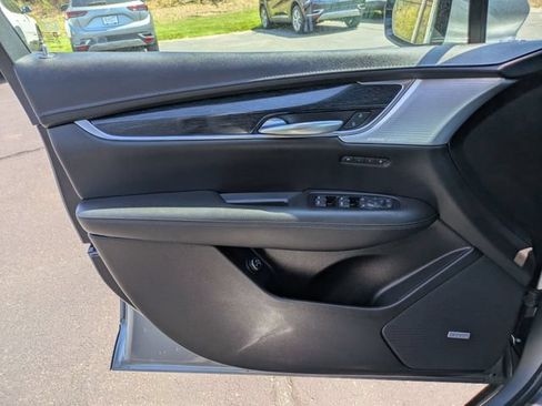 Used 2023 Cadillac XT5 Premium Luxury w/ LPO, Floor Liner Package AWD/4WD image 11