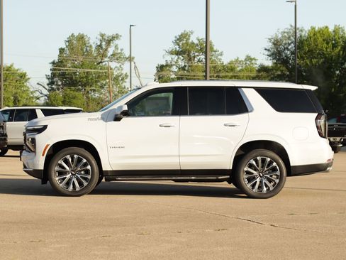 New 2026 Chevrolet Tahoe High Country AWD/4WD image 4