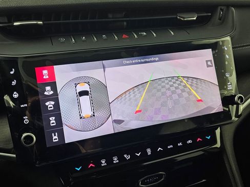 New 2026 Jeep Grand Cherokee L Limited image 29