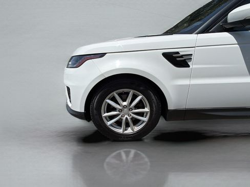Used 2018 Land Rover Range Rover Sport SE AWD/4WD image 16