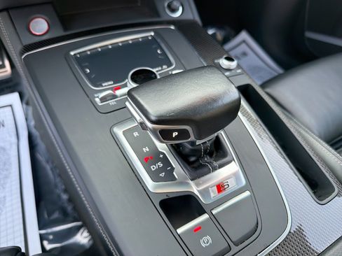 Used 2018 Audi SQ5 Premium Plus AWD/4WD image 23