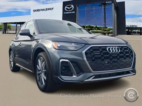 Used 2021 Audi Q5 e Premium Plus w/ Premium Plus Package image 4