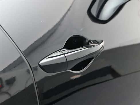 Used 2022 Acura RDX A-Spec image 16