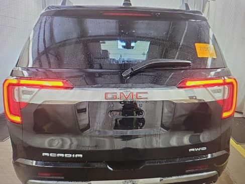 Used 2021 GMC Acadia Denali w/ Denali Ultimate Package image 14