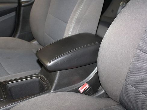 Used 2019 Chevrolet Cruze LT FWD image 21