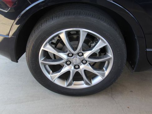 Used 2020 Buick Envision Essence w/ Experience Buick Package FWD image 34