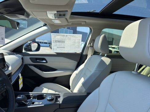 New 2026 Nissan Rogue SV AWD/4WD image 26