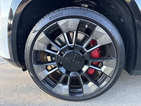 Used 2023 BMW XM w/ M Driver's Package image 8