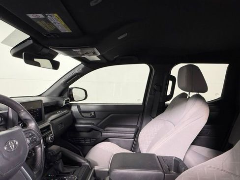 Used 2024 Toyota Tacoma SR5 AWD/4WD image 30