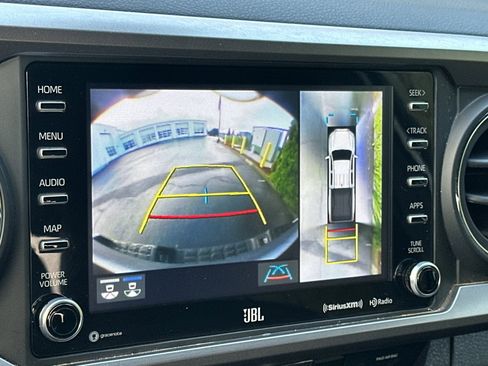 Used 2023 Toyota Tacoma Limited image 19