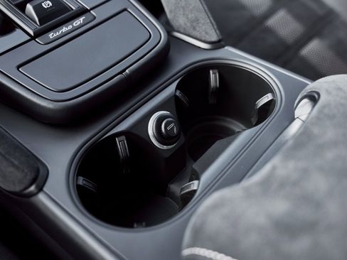 Used 2023 Porsche Cayenne Turbo GT image 72