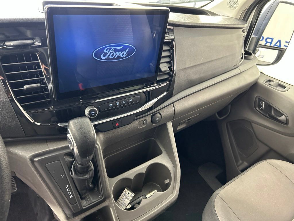 Used 2024 Ford Transit 350 XLT RWD image 11