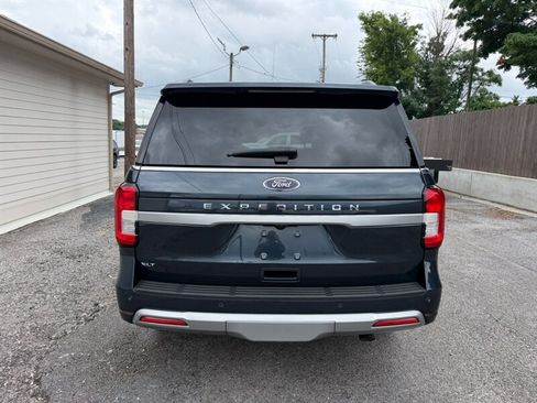 Used 2024 Ford Expedition XLT RWD image 9