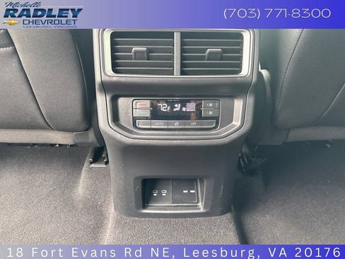 Used 2025 Volkswagen Atlas SE AWD/4WD image 23