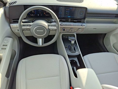 Certified 2025 Hyundai Kona SE AWD/4WD image 26
