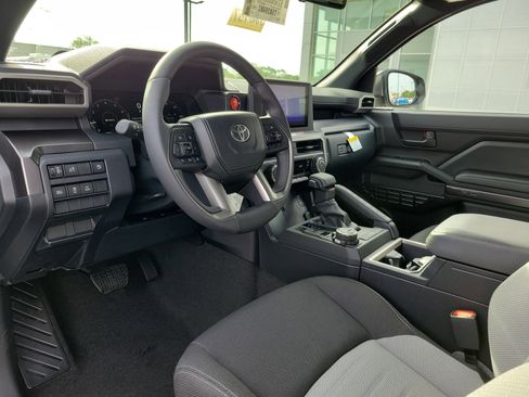 New 2026 Toyota 4Runner 4WD image 25