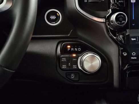 Used 2023 RAM 1500 Laramie AWD/4WD image 18