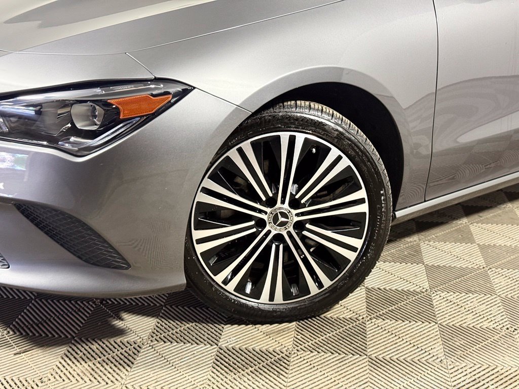 Used 2023 Mercedes-Benz CLA 250 4MATIC image 2