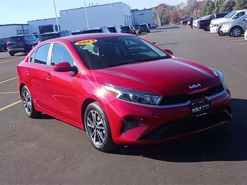 Certified 2023 Kia Forte LXS image 5