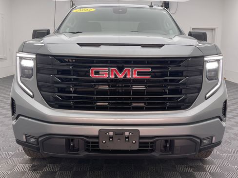 Used 2023 GMC Sierra 1500 Elevation AWD/4WD image 12