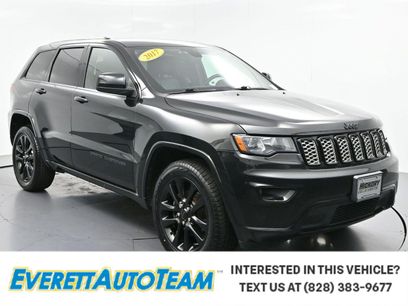 Used 2017 Jeep Grand Cherokee Altitude