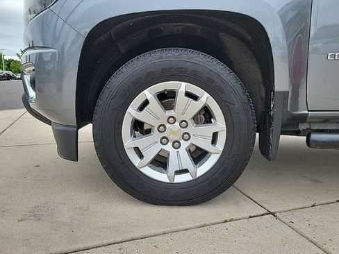 Used 2020 Chevrolet Colorado LT w/ LT Convenience Package AWD/4WD image 9