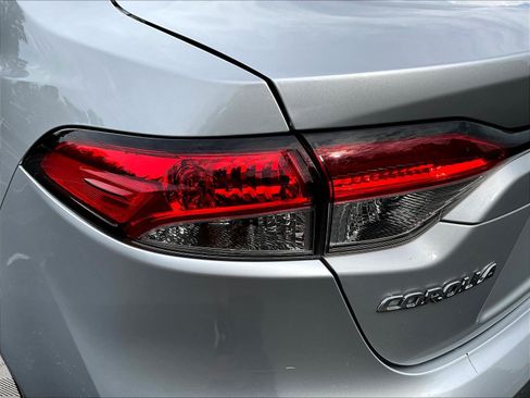 Used 2024 Toyota Corolla LE FWD image 23