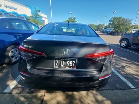 Used 2024 Honda Civic EX image 5