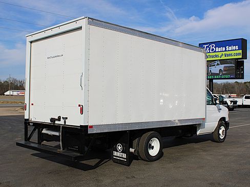 Used 2023 Ford E-350 and Econoline 350 Super Duty w/ Power Windows & Locks Group image 5