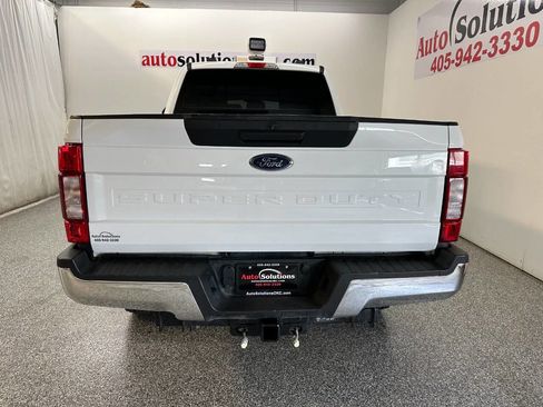 Used 2022 Ford F250 XL w/ Power Equipment Group image 6